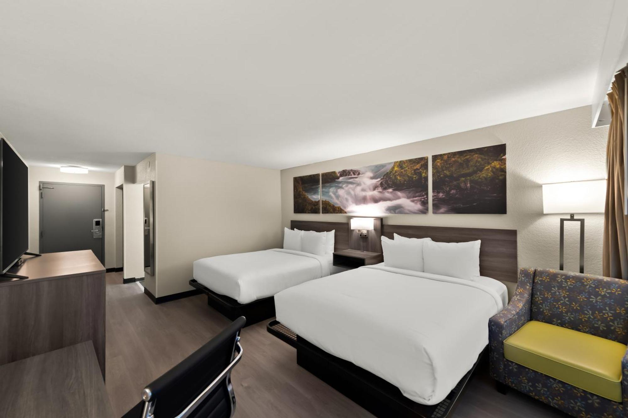Clarion Pointe Rhinelander Downtown Ξενοδοχείο Εξωτερικό φωτογραφία
